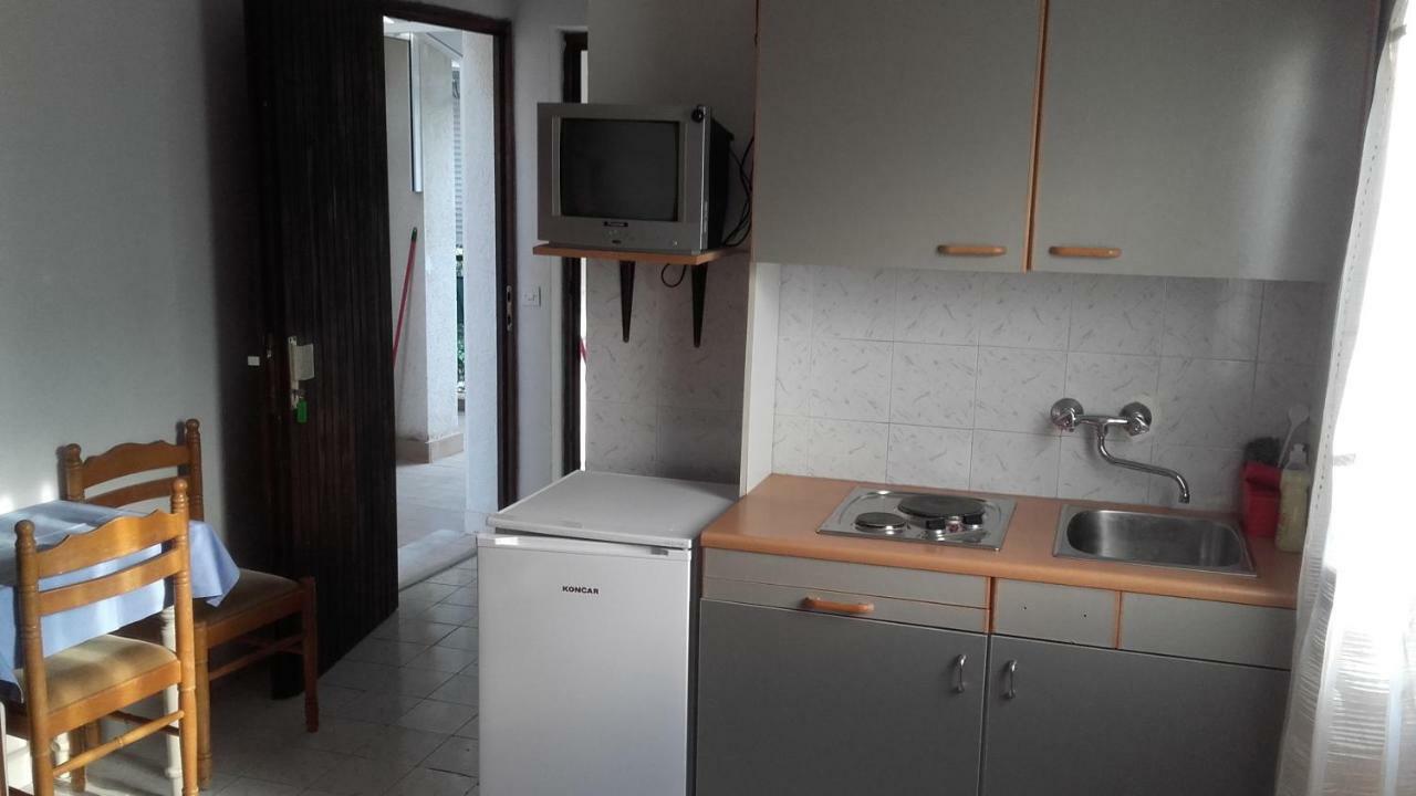 Apartment Dragovic Klek Eksteriør billede